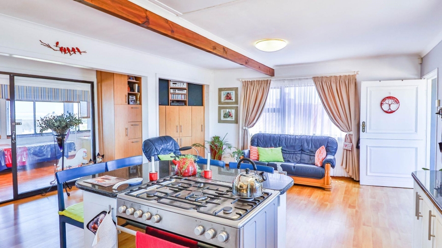 4 Bedroom Property for Sale in De Kelders Western Cape